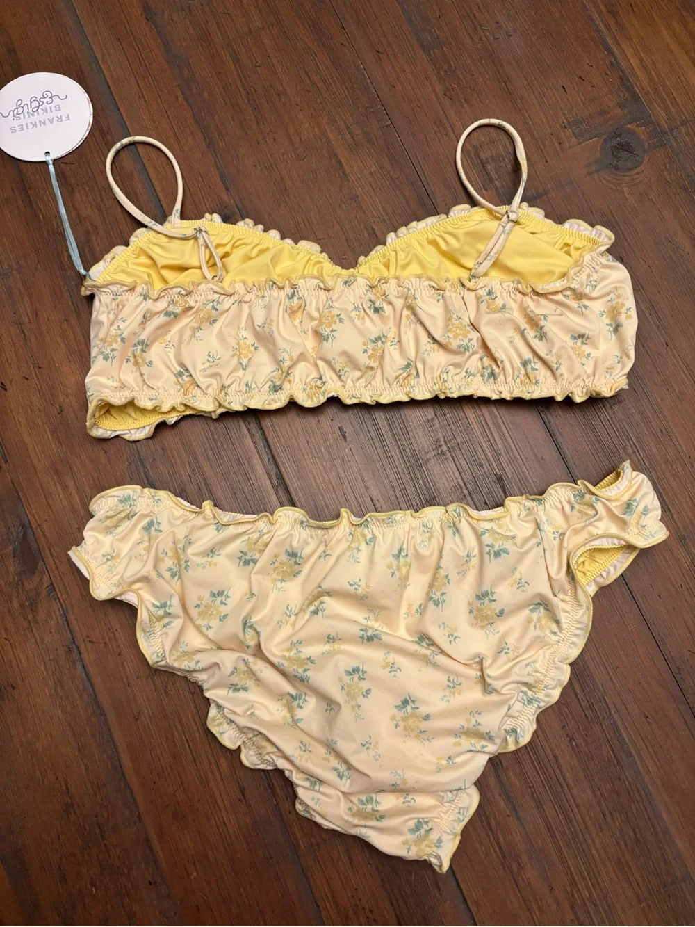 NWT Frankie’s bikinis x Gigi HADID honeysuckle bikini set